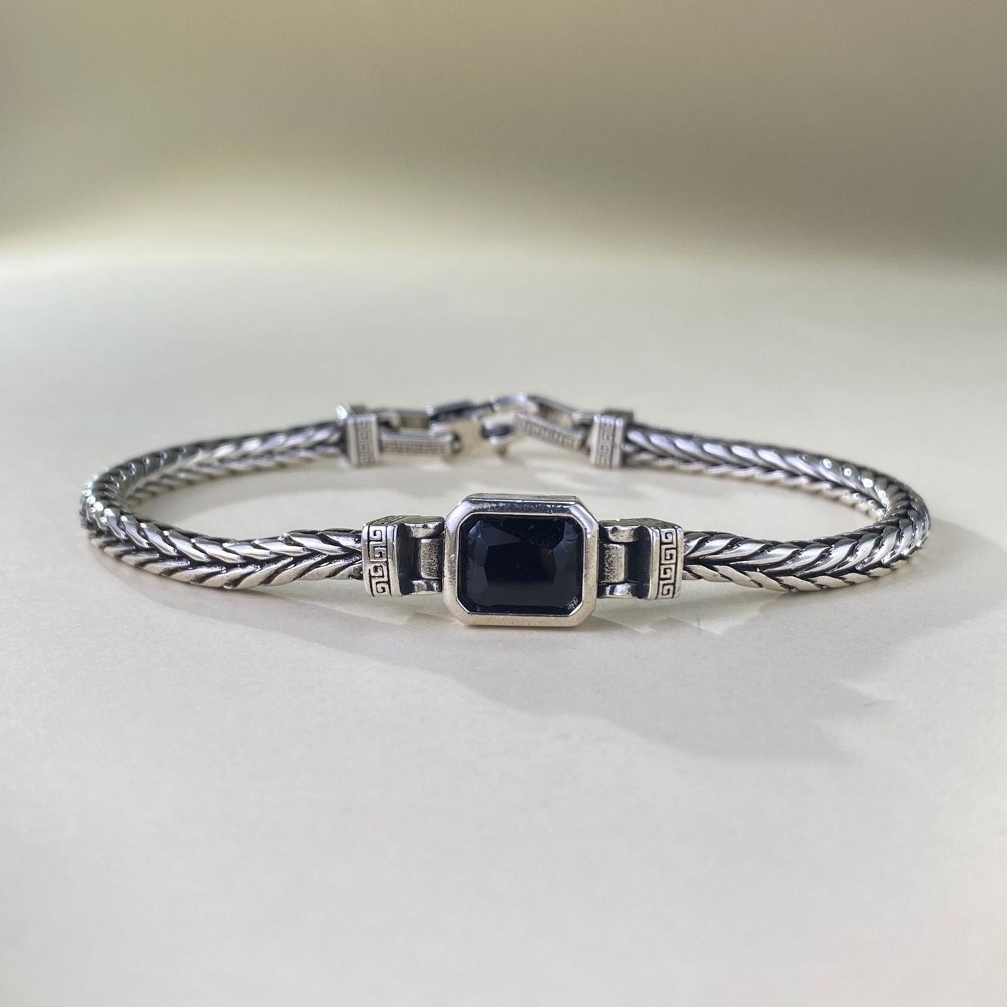 CARROW GEMSTONE BRACELET