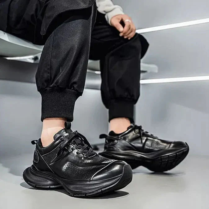 ALVERTON LEATHER TRAINERS
