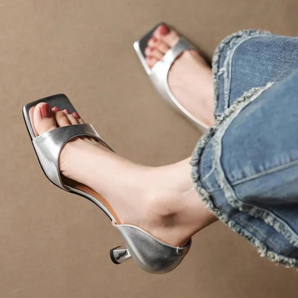 CILLIAN LEATHER HEELS