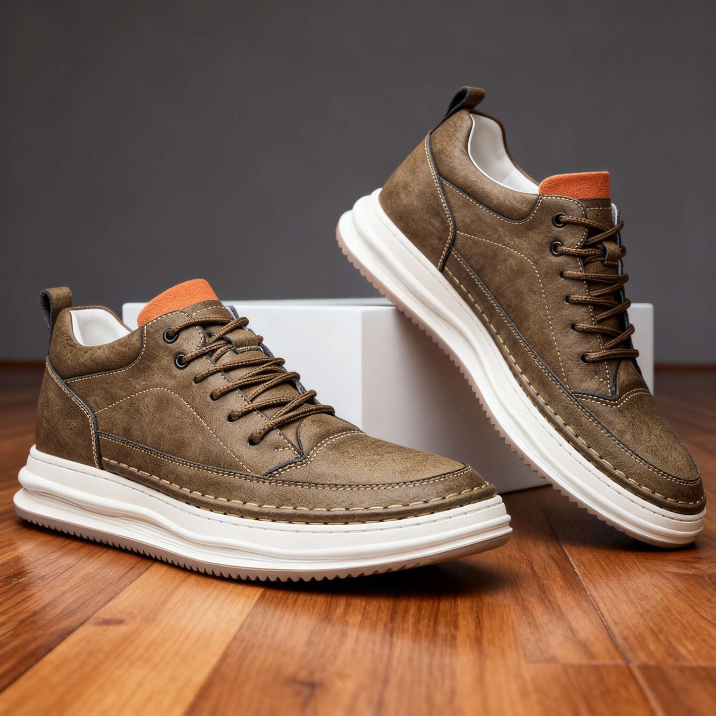 HENRY BLAKE LEATHER SNEAKERS